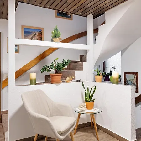 Zum Europapark- Kaiserstuhl Apartamento *